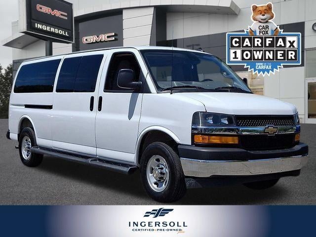 2025 Chevrolet Express Passenger 1LT