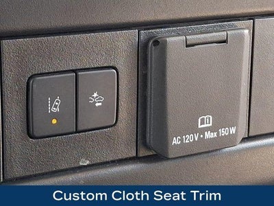 2025 Chevrolet Express Passenger 1LT