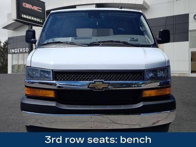 2025 Chevrolet Express Passenger 1LT