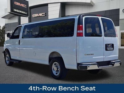 2025 Chevrolet Express Passenger 1LT