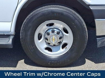 2025 Chevrolet Express Passenger 1LT