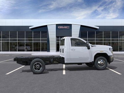 2026 GMC Sierra 3500 HD Chassis Cab SLE