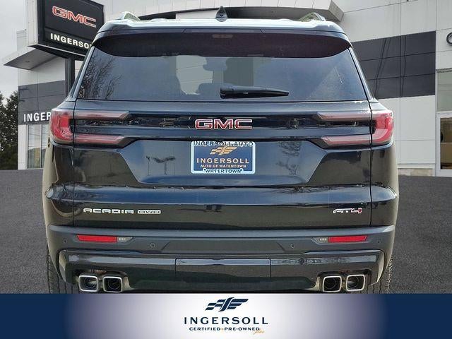 2025 GMC Acadia AT4