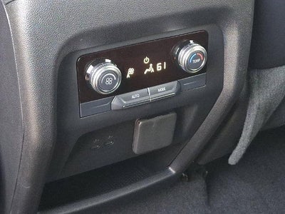 2025 GMC Acadia AT4