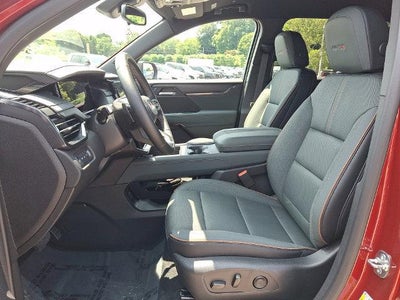 2025 GMC Acadia AT4