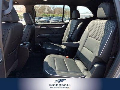 2025 GMC Acadia Denali