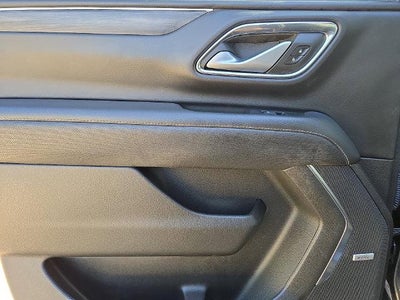 2022 GMC Yukon XL SLT