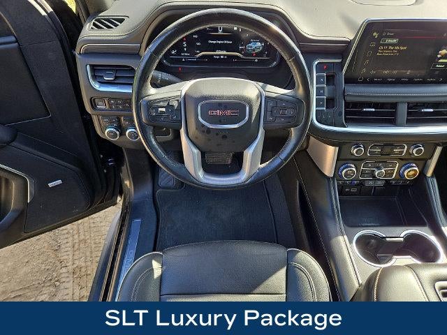 2022 GMC Yukon XL SLT