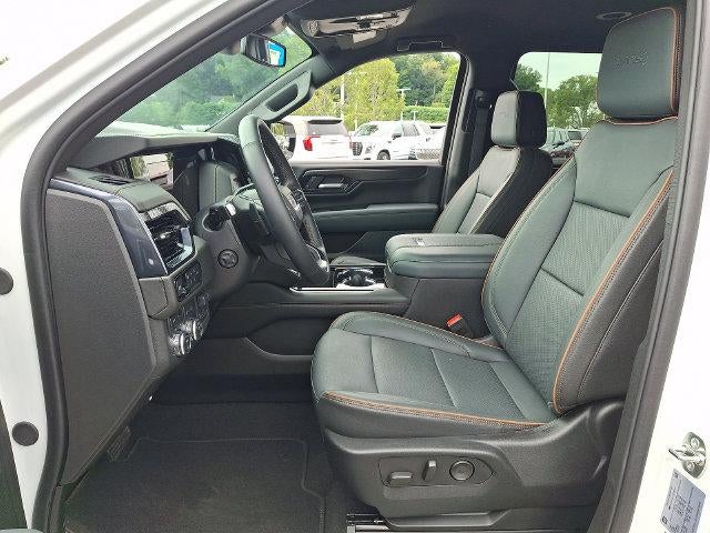 2025 GMC Yukon XL AT4