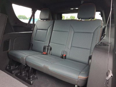 2025 GMC Yukon XL AT4