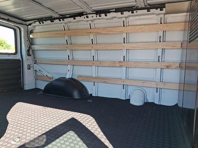 2025 GMC Savana Cargo Base