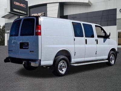 2025 GMC Savana Cargo Base