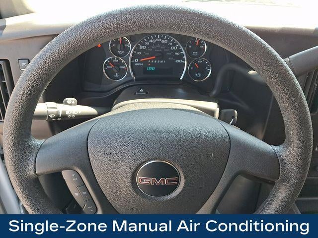 2024 GMC Savana Cargo 2500 Base