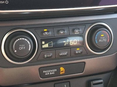 2025 Nissan LEAF S