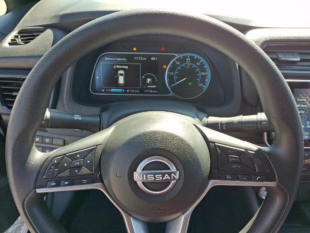 2025 Nissan LEAF S