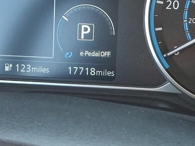 2025 Nissan LEAF S
