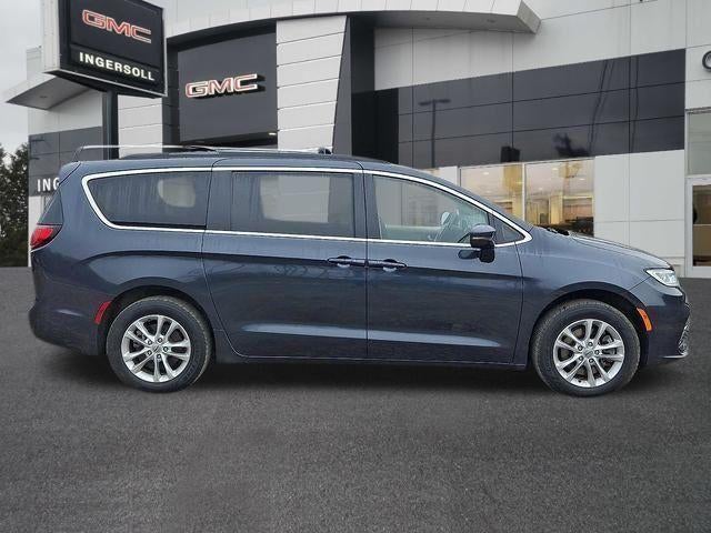 2021 Chrysler Pacifica Touring