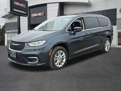 2021 Chrysler Pacifica Touring