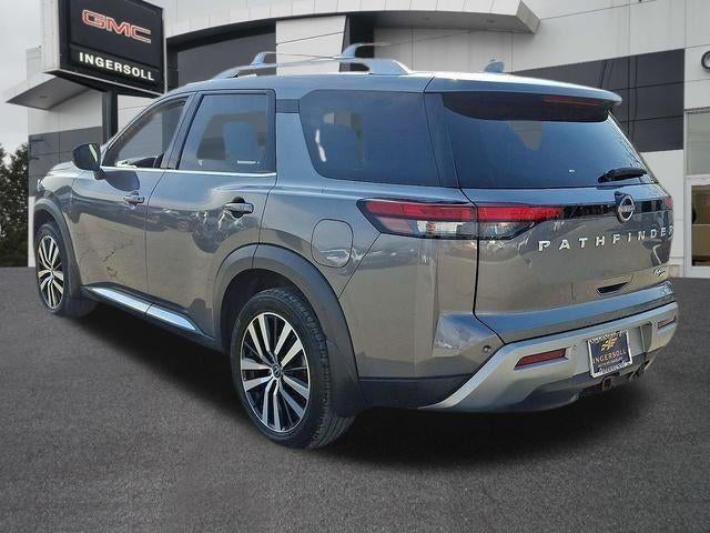 2023 Nissan Pathfinder Platinum