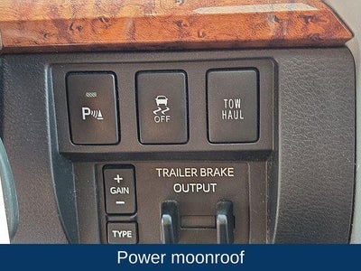 2016 Toyota Tundra 4WD Truck Platinum
