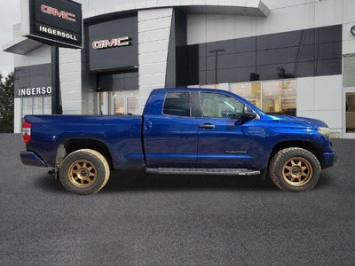2014 Toyota Tundra 4WD Truck SR