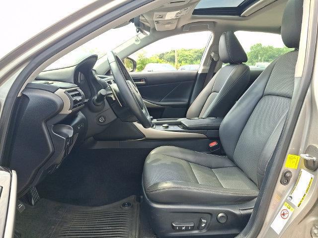 2018 Lexus IS 