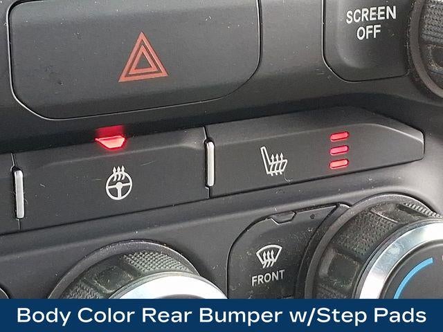 2021 RAM 1500 Big Horn Quad Cab 4x4 6'4" Box