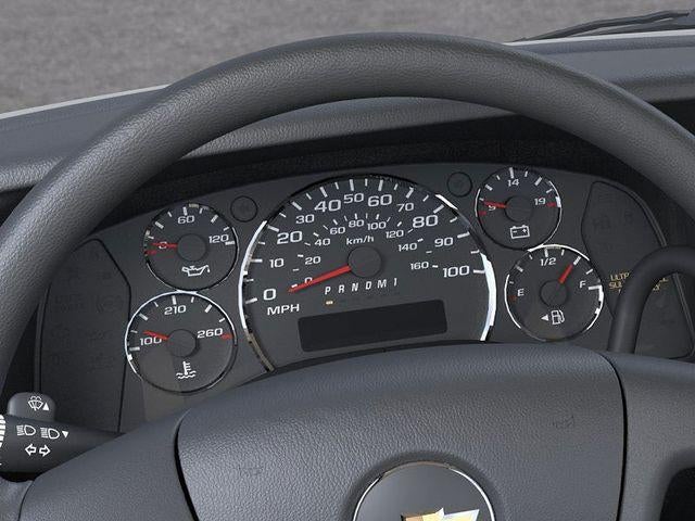 2025 Chevrolet Express Cutaway 3500 Base