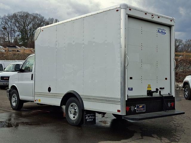 2025 Chevrolet Express Cutaway 3500 Base