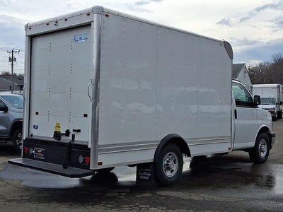 2025 Chevrolet Express Cutaway 3500 Base