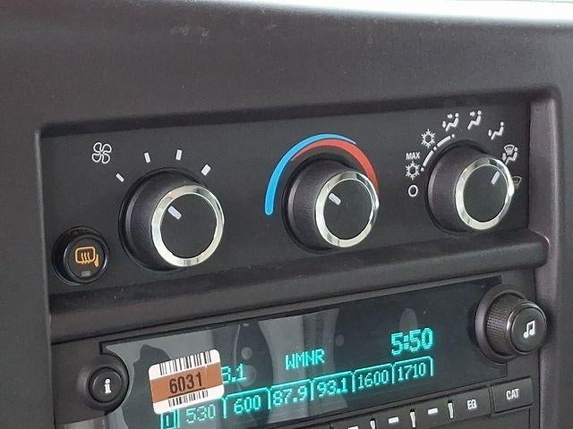 2025 Chevrolet Express Cutaway 3500 Base