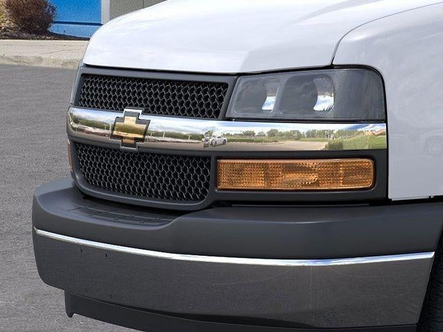 2025 Chevrolet Express Cargo Base