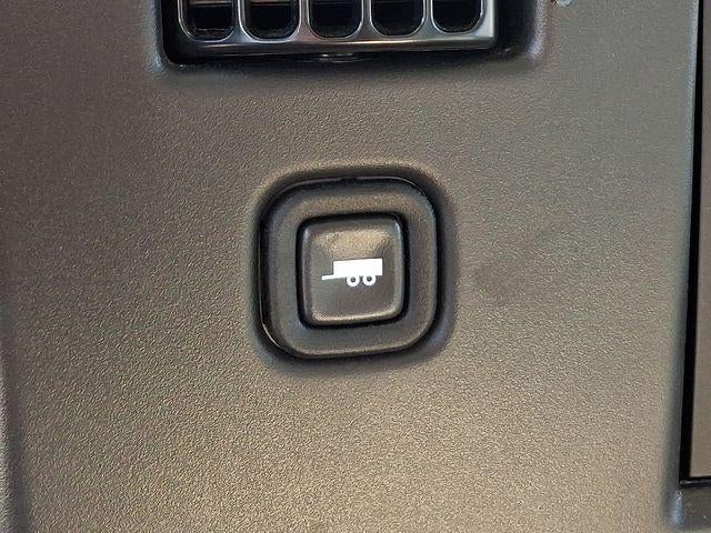 2025 GMC Savana Cutaway 3500 Base