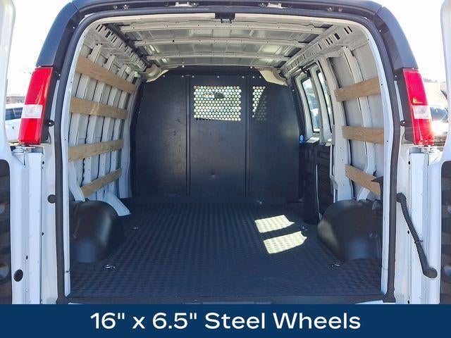 2024 GMC Savana Cargo 2500 Base