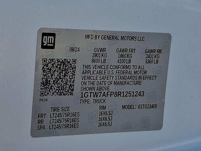 2024 GMC Savana Cargo 2500 Base