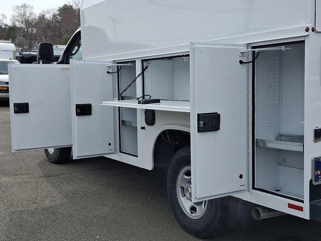 2026 Chevrolet Express Cutaway 3500 Base