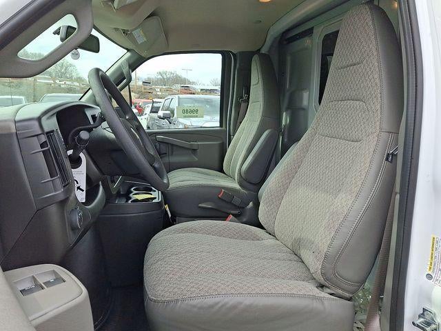 2026 Chevrolet Express Cutaway 3500 Base