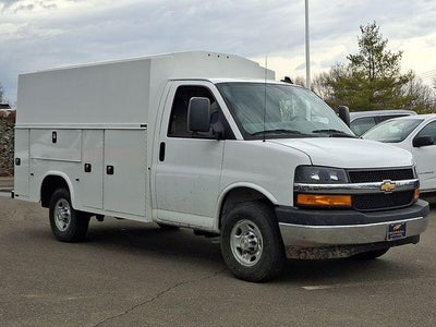 2026 Chevrolet Express Cutaway 3500 Base