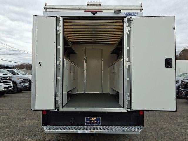 2026 Chevrolet Express Cutaway 3500 Base