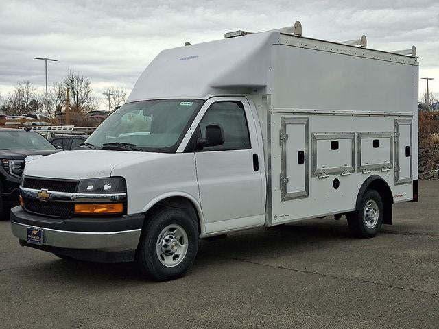 2026 Chevrolet Express Cutaway 3500 Base