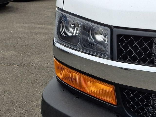 2026 Chevrolet Express Cutaway 3500 Base