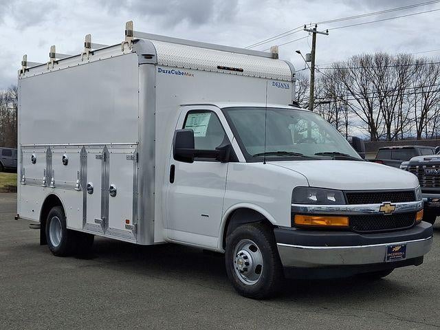 2026 Chevrolet Express Cutaway 3500 Base