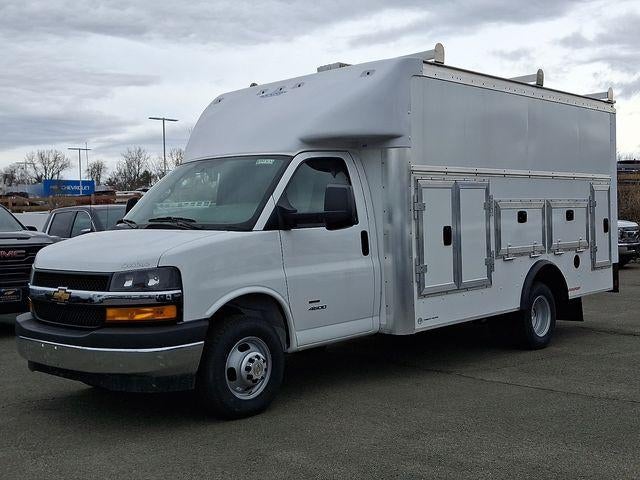 2026 Chevrolet Express Cutaway 4500 Base