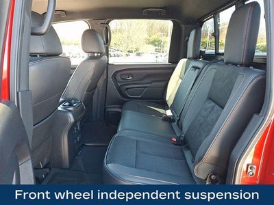 2021 Nissan TITAN Crew Cab PRO-4X 4x4