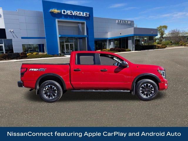 2021 Nissan TITAN Crew Cab PRO-4X 4x4
