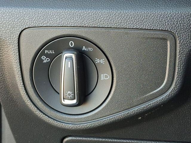 2020 Volkswagen Atlas Cross Sport 3.6L V6 SE w/Technology