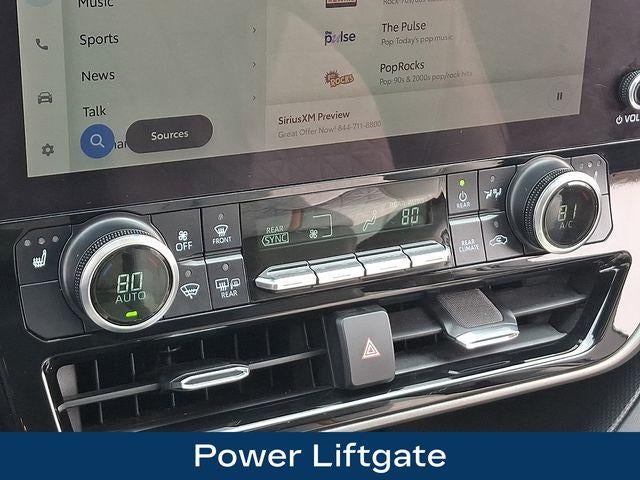 2023 Toyota Highlander Hybrid XLE Bronze