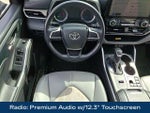 2023 Toyota Highlander Hybrid XLE Bronze