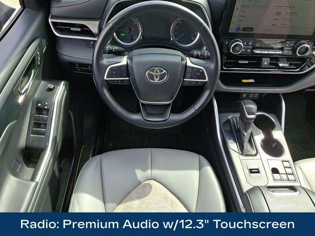 2023 Toyota Highlander Hybrid XLE Bronze