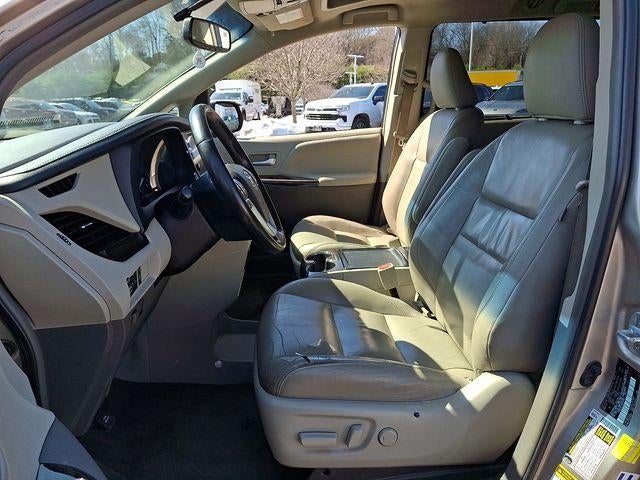 2016 Toyota Sienna Limited 7 Passenger